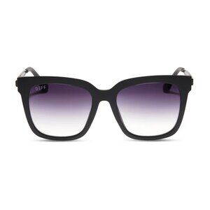 DIFF HAILEY Matte Black Sharp Grey Gradient Sunglasses